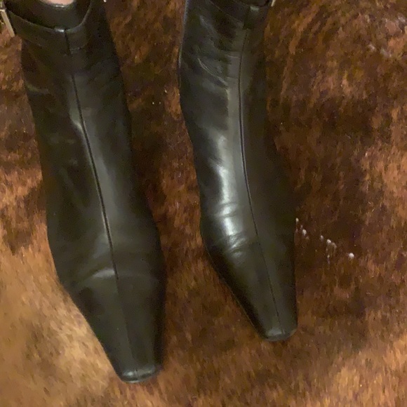 Ankle kitten heel bootie Prada - Picture 2 of 7